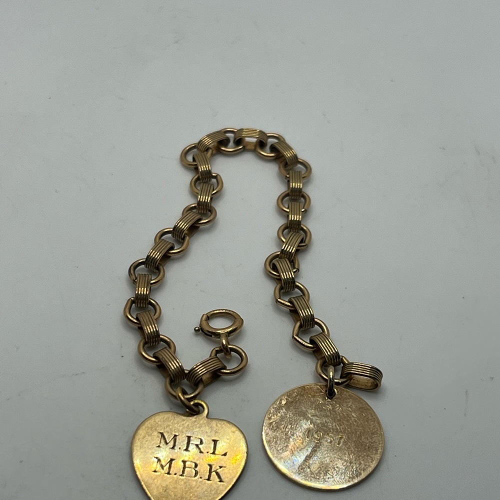 1950’s 12k gold filled charm bracelet w 2 engraved charms vintage chain - Picture 8 of 15